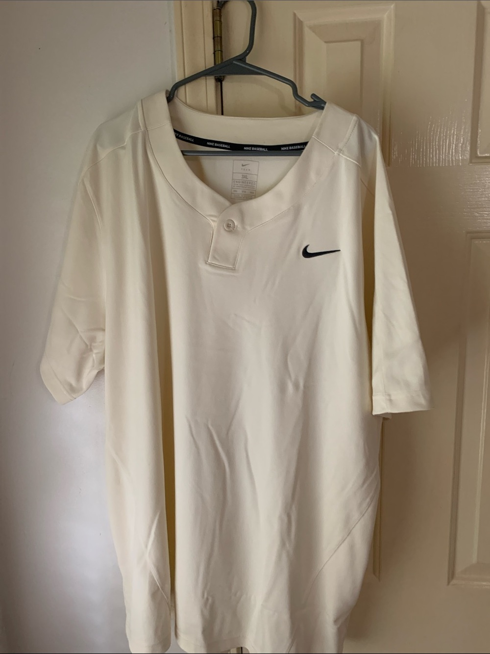 Nike Men's Off-White Polo Shirt